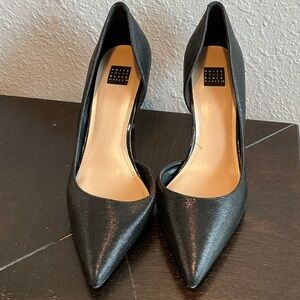 White House Black Market Shimmering Black Heels Size 8.5